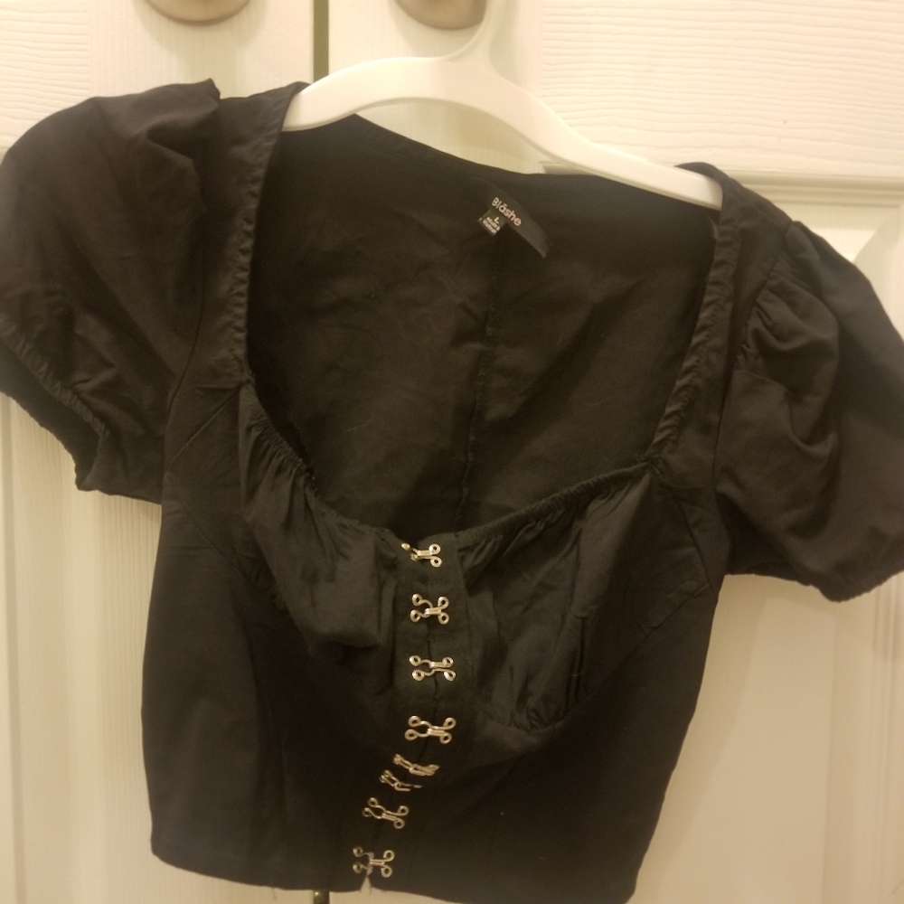 Puffy sleeve hook shirt